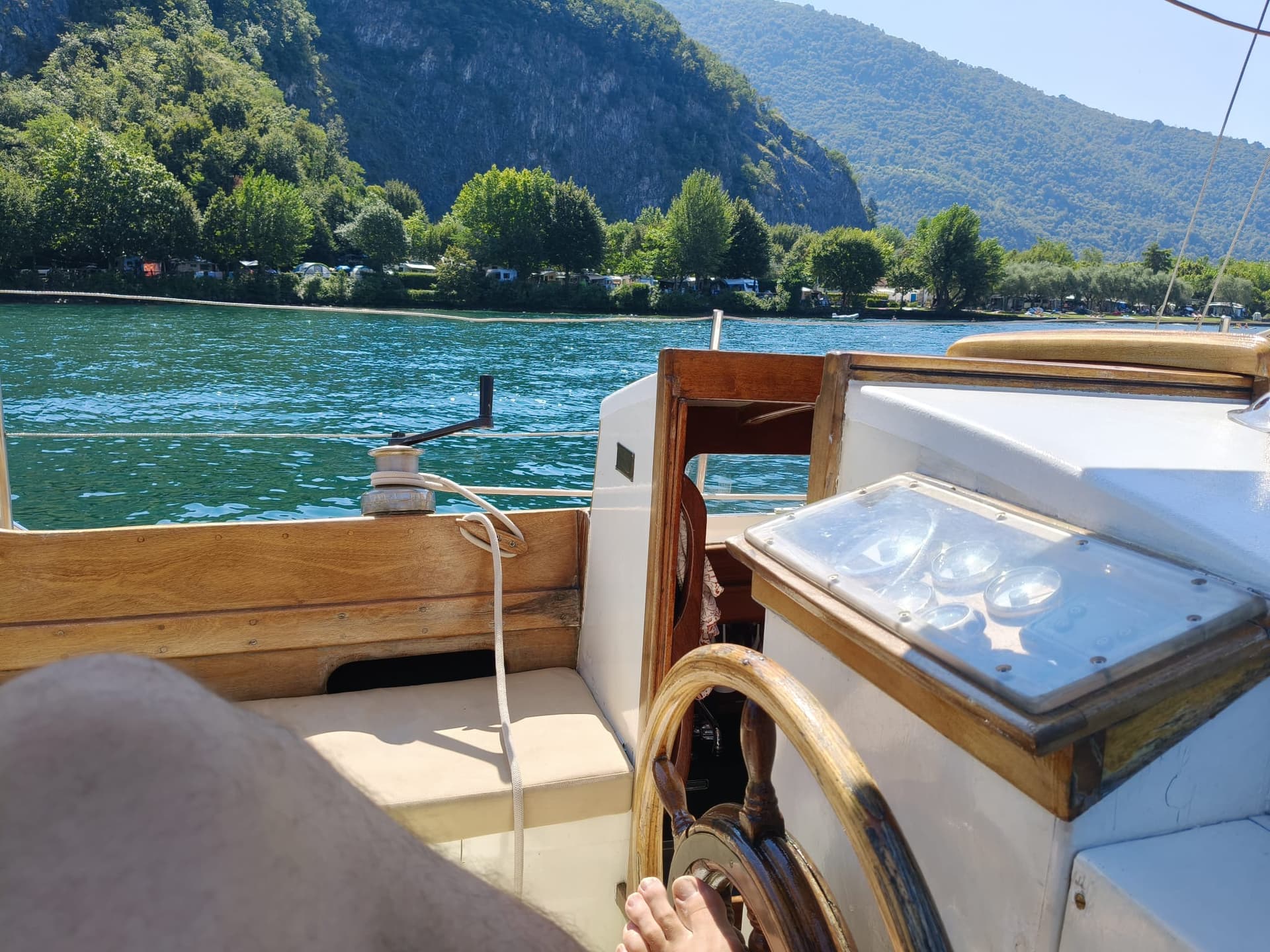 Navigazione sul Lago d'Iseo